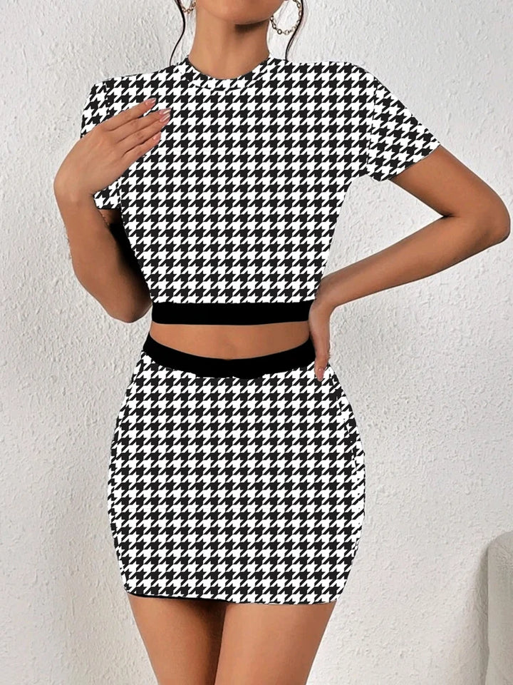 All-over printed elastic waist skirt and T-shirt two-piece set